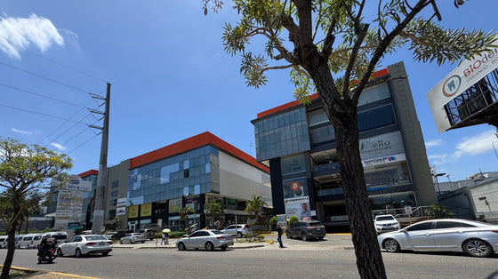 Locales comerciales oficina alquiler, Bella Terra Mall, Santiago