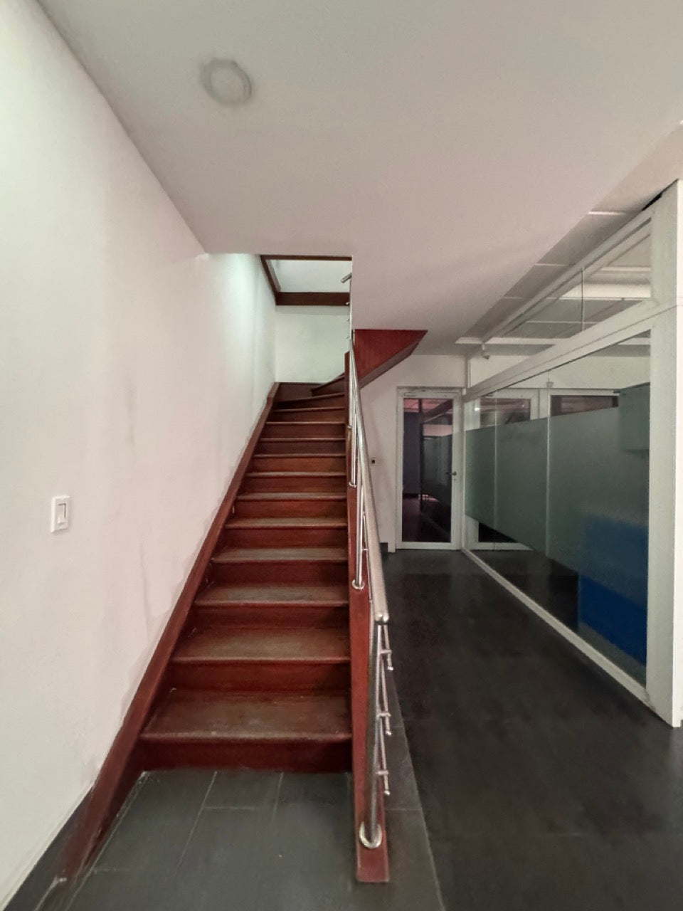Oficina Edificio comercial alquiler Tiradentes Naco Santo Domingo