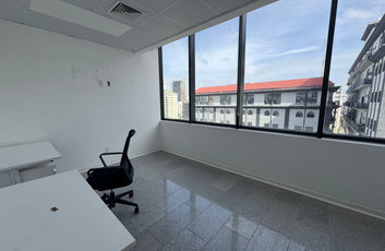 Oficina alquiler Corporativo 2010 Piantini Santo Domingo 502-5