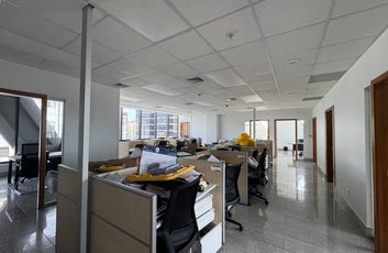 Oficina alquiler Corporativo 2010 Piantini Santo Domingo 502-7