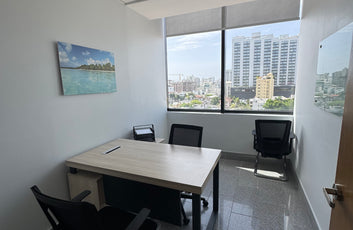 Oficina alquiler Corporativo 2010 Piantini Santo Domingo 502-10