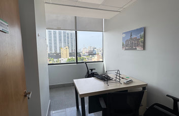 Oficina alquiler Corporativo 2010 Piantini Santo Domingo 502-11