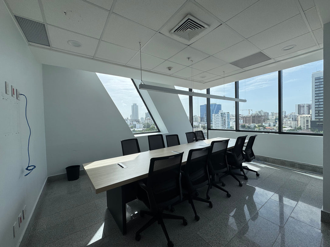 Oficina alquiler Corporativo 2010 Piantini Santo Domingo 502