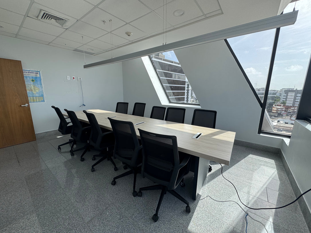 Oficina alquiler Corporativo 2010 Piantini Santo Domingo 502