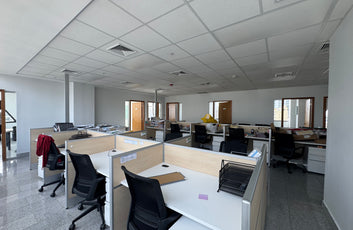 Oficina alquiler Corporativo 2010 Piantini Santo Domingo 502-18