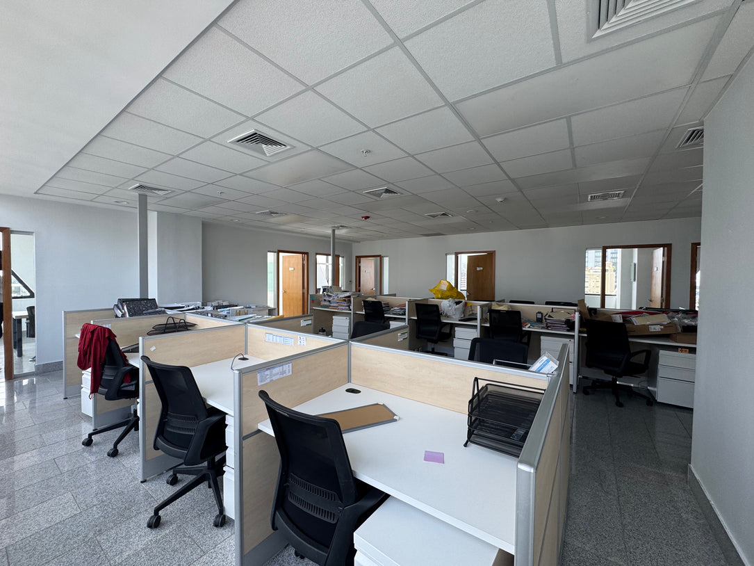 Oficina alquiler Corporativo 2010 Piantini Santo Domingo 502