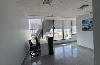 Oficina alquiler Corporativo 2010 Piantini Santo Domingo 502-22